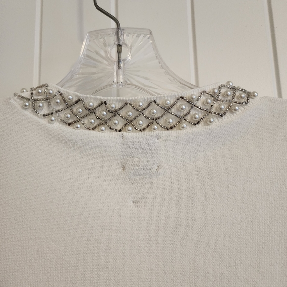 Creamy Beaded Neck Sweater Small - Picture 12 of 16